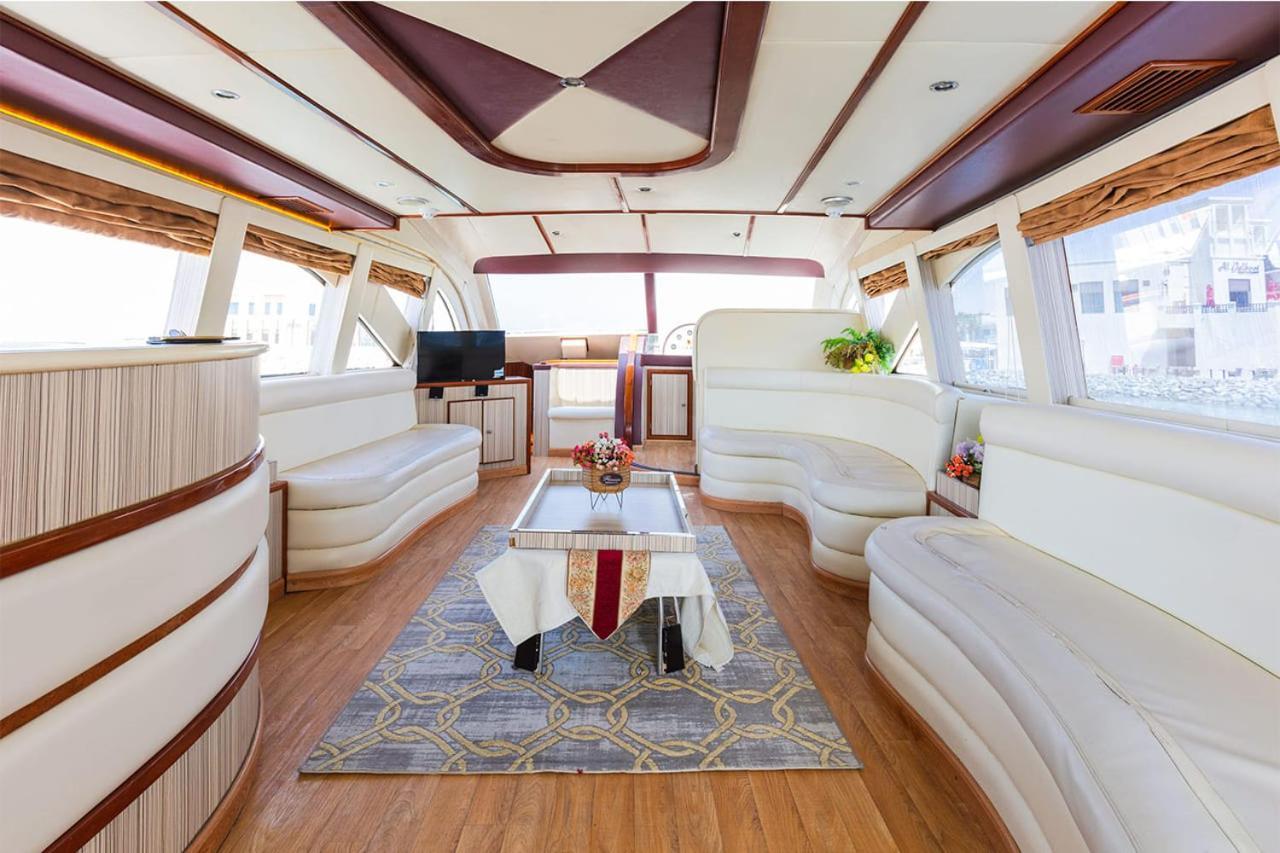 Tekne Luxury Yachts - Jumeirah *