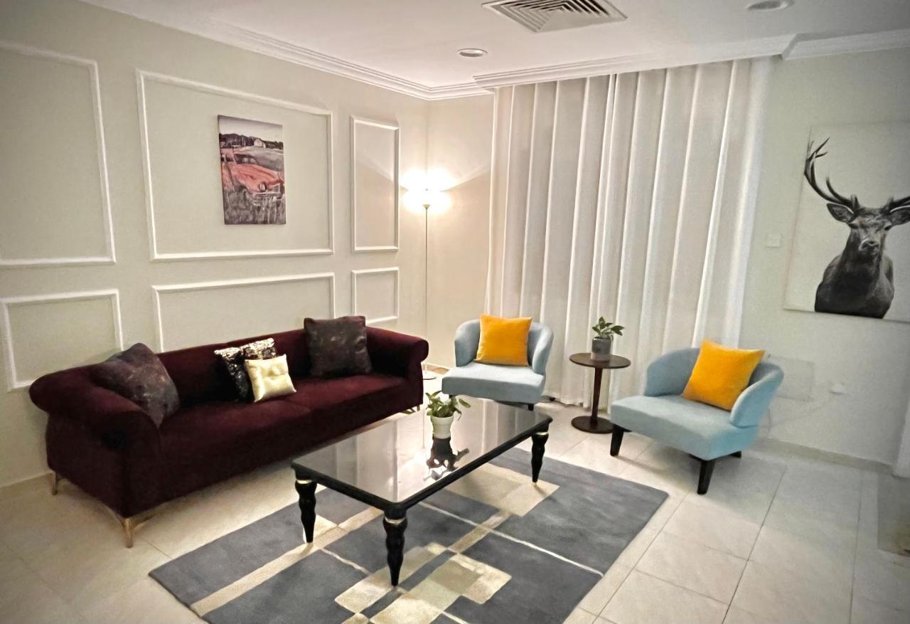 Independent Spacious 3 Bedroom * Dubai