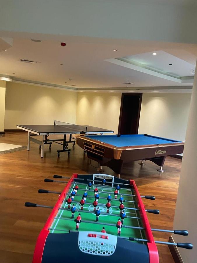Rare Gem - 5 Bhk Taj Grandeur, Palm Jumeirah Villa Dubai