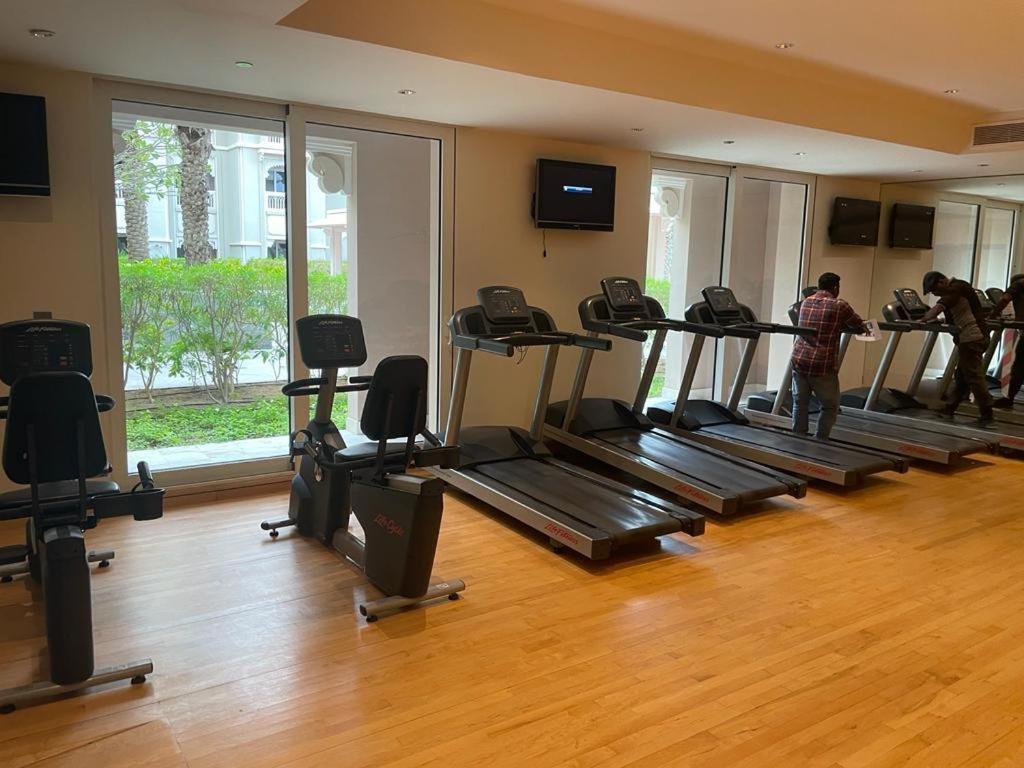 Rare Gem - 5 Bhk Taj Grandeur, Palm Jumeirah Villa Dubai
