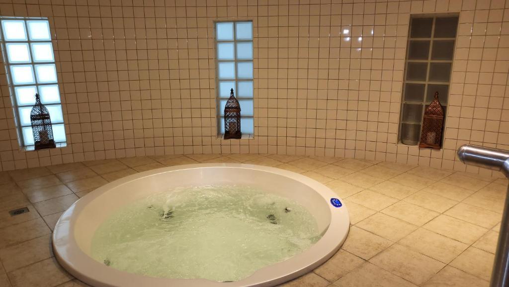 Marina 1 Bedroom Apt. Walking Distance Jbr. Apartamento *