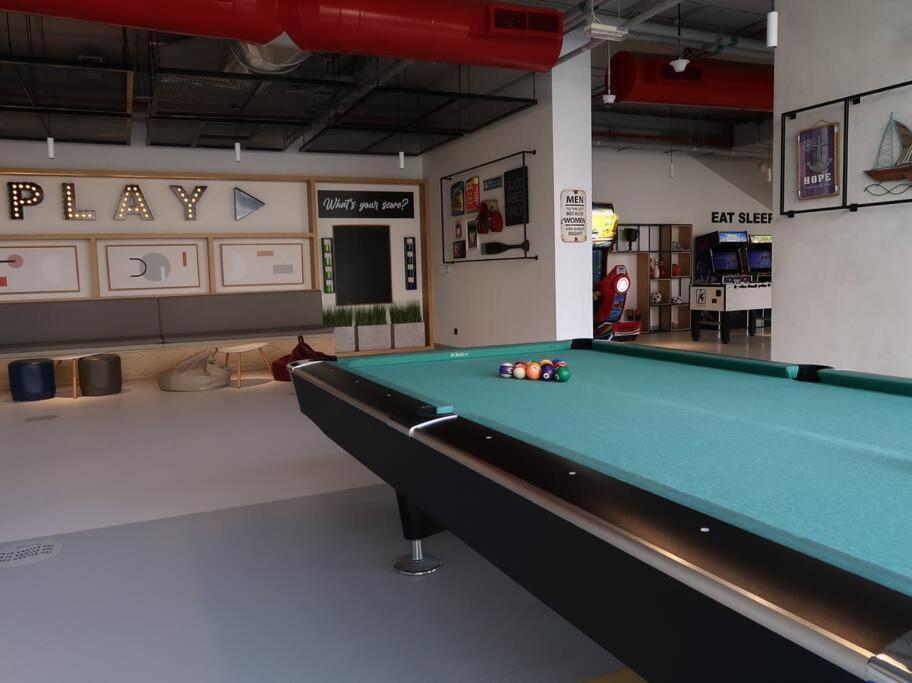 Lovely In With Many Amenities Apartment Dubai