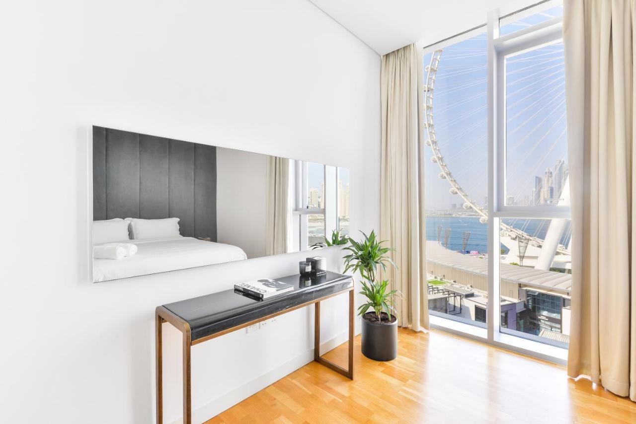 Boutique 3+ 1 Bedroom Apt Facing Ain Dubai