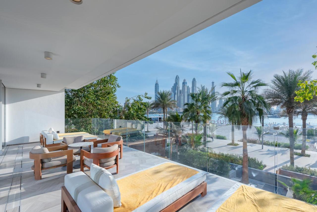 Villa Five Palm Luxury Villa: Beachfront Retreat With Private Pool And Panoramic Views