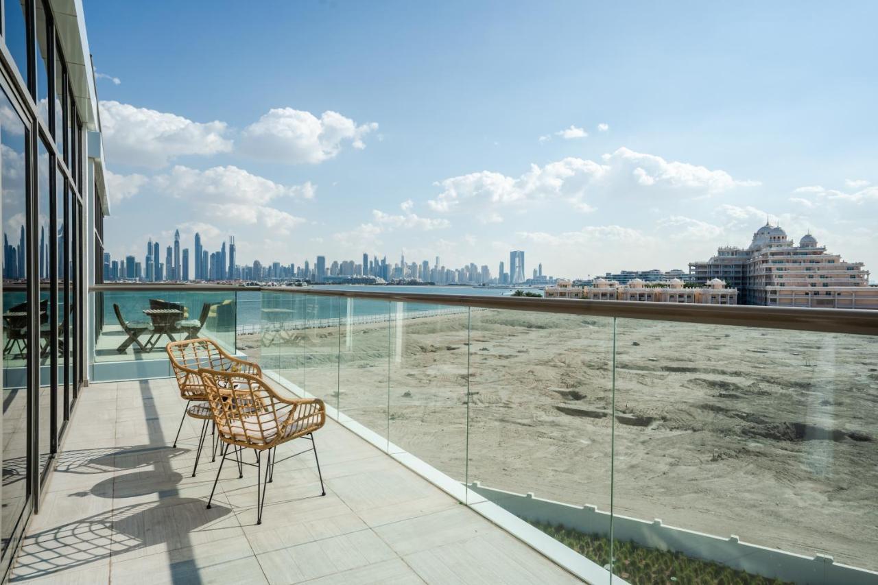 Apartment Luxurious Palm Jumeirah With Sea Views Dubai
