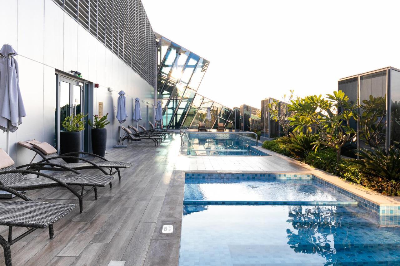 Apartment Simply Comfort In J One Tower