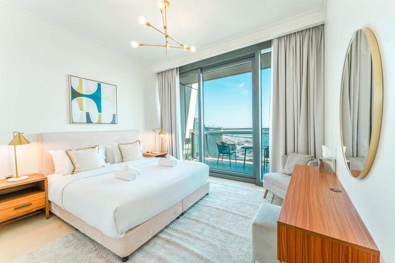 3 Bed Burj Vista Breathtaking Burj Khalifa Views Apartment *