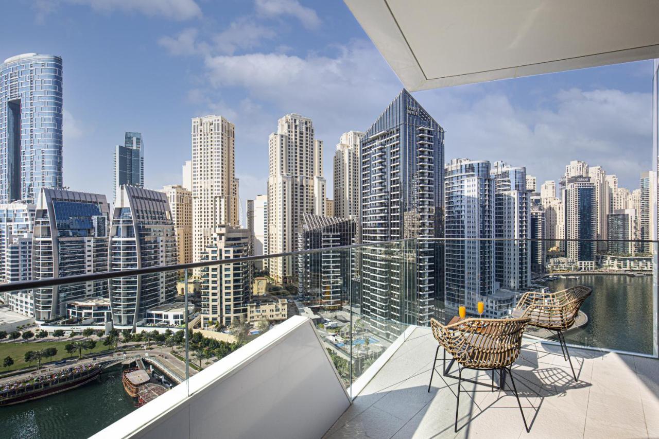 Stunning Views Elegant 5 Star Luxury 1br Marina