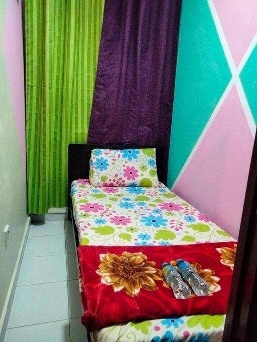 Sharaf Dg Metro Partition Private -flat 39-02# Apartment *