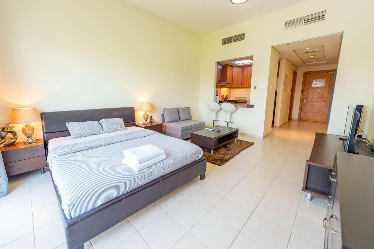 Apartamento Luxury Escapes - Stylish In Dg Near To Mall & Metro - Kslv Dubai