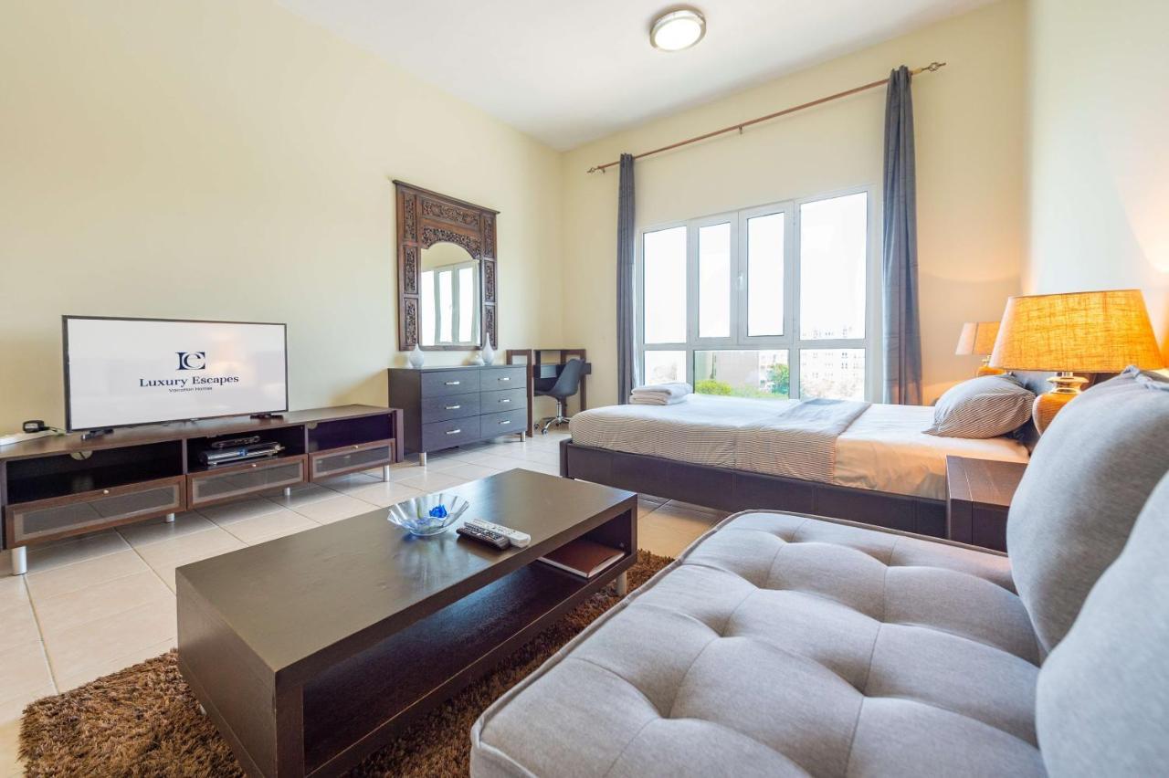 Apartamento Luxury Escapes - Stylish In Dg Near To Mall & Metro - Kslv