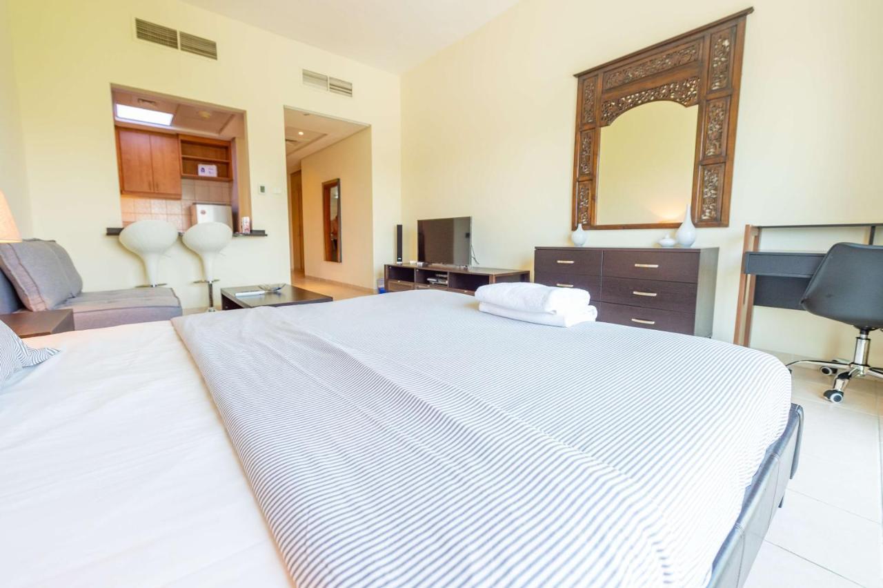 Luxury Escapes - Stylish In Dg Near To Mall & Metro - Kslv Apartamento