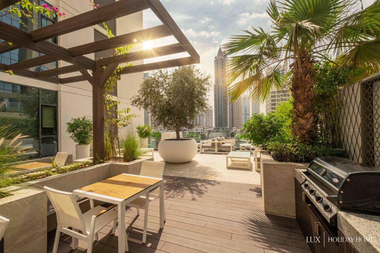 Lux - Contemporary In The Marina * Dubai