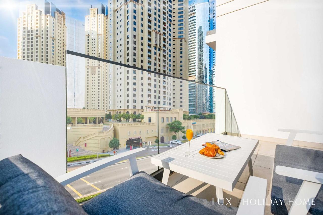 Lux - Contemporary In The Marina * Dubai