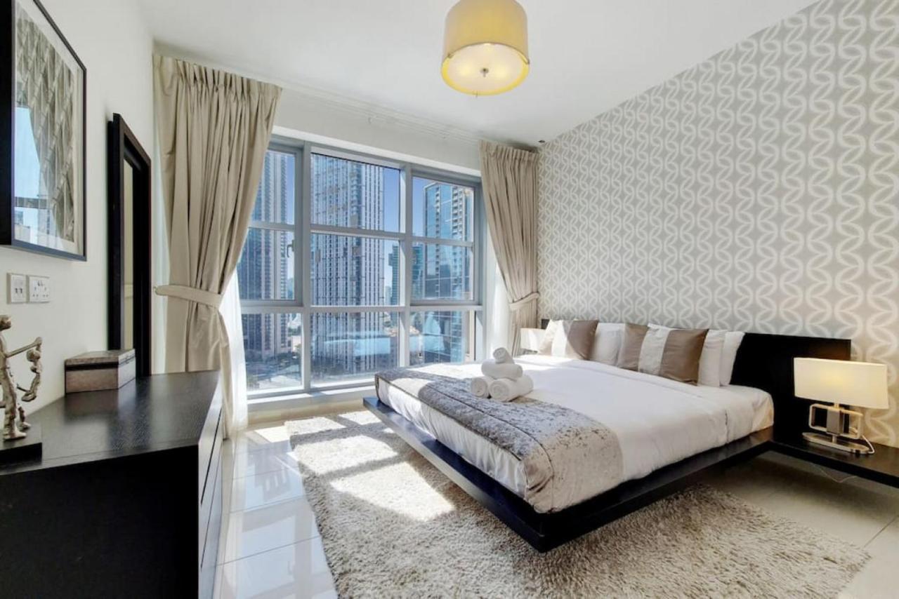 Standpoint A, Downtown - Contemporary One Bedroom * Dubai