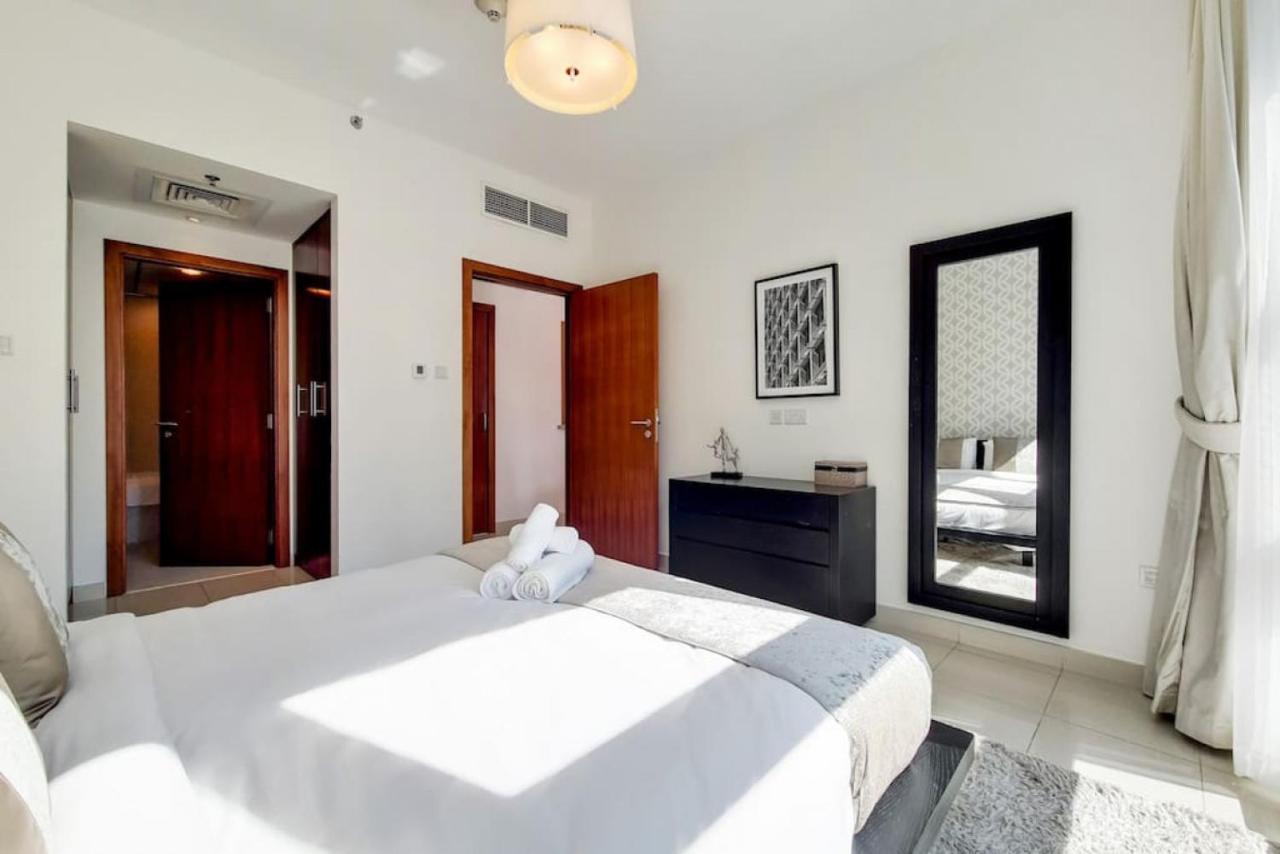 Apartment Standpoint A, Downtown - Contemporary One Bedroom *