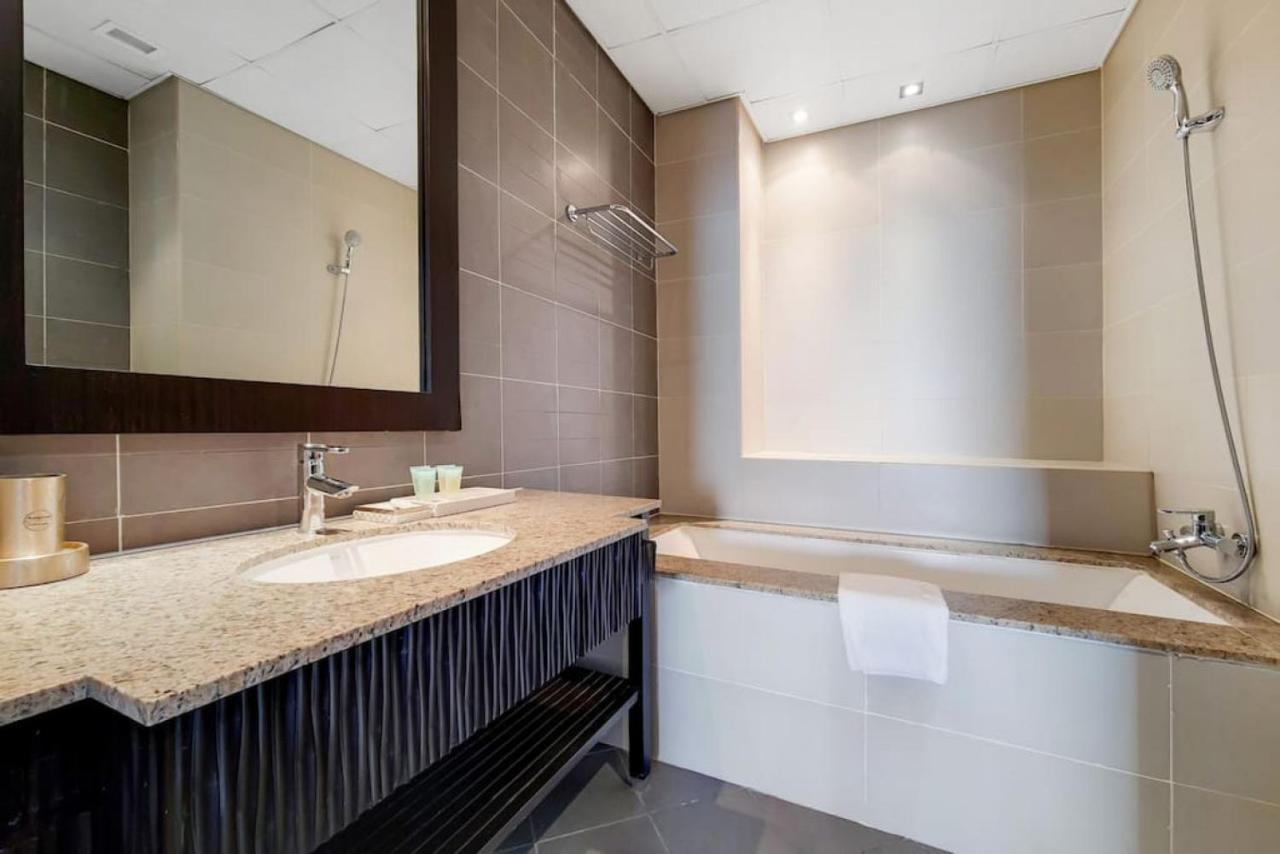 Apartment Royal Amwaj Residences North - Vibrant Two Bedroom Dubai