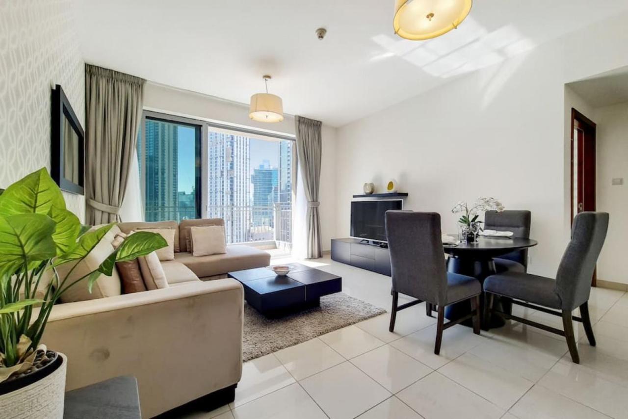 Standpoint A, Downtown - Contemporary One Bedroom Apartment