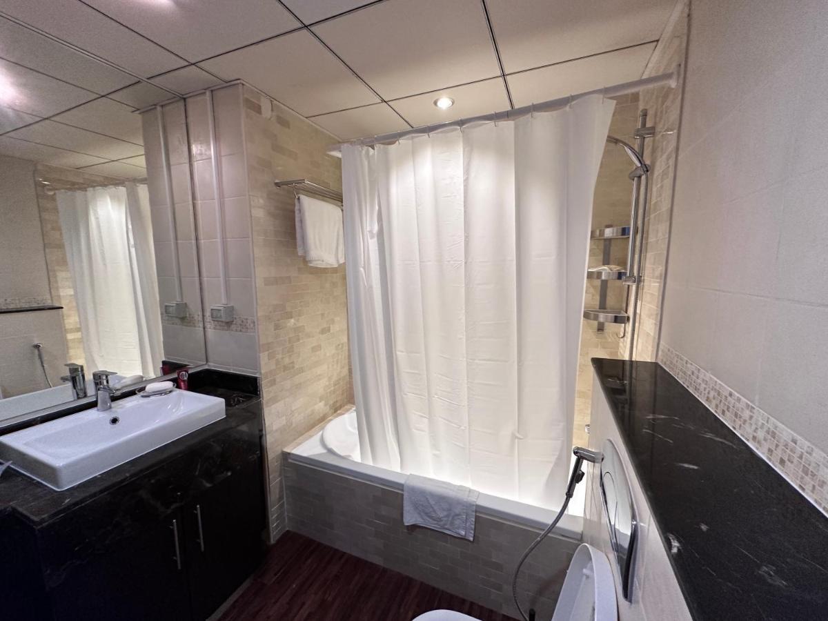Apartamento Bay Central- Marina Dubai, One Bed
