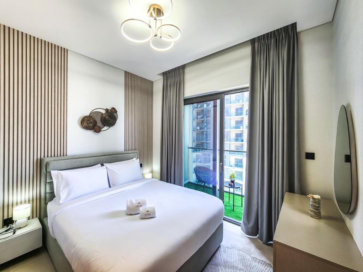 By Latinem Luxury 2br Cv B2302 Near Burj Khalifa