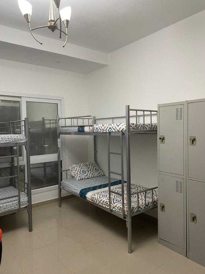 Hostel Boys Oasis: Modern Metro-adjacent Dubai