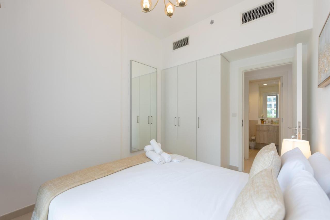 Brand New 1br With A Pool, Gym & Games Area *