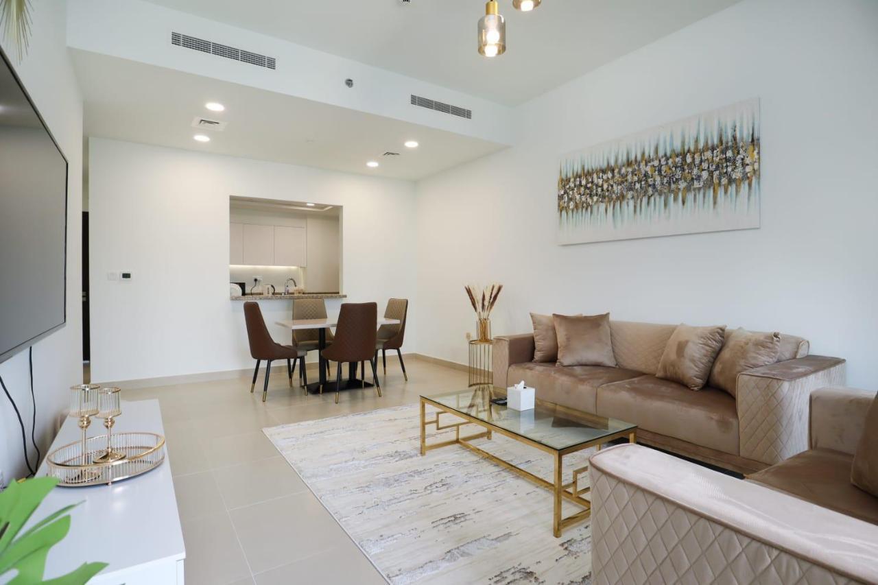 Apartment Luxurious 2 Bedroom + Maid With Burj Khalifa View Dubai