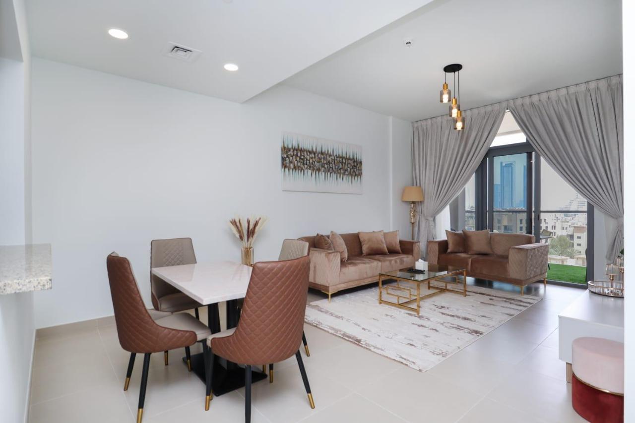 Luxurious 2 Bedroom + Maid With Burj Khalifa View Dubai
