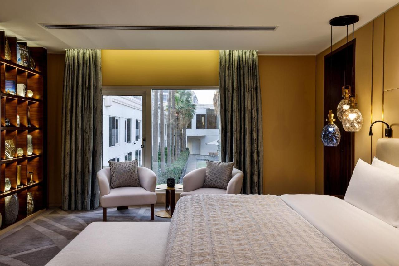 Hotel Le Meridien & Conference Centre 5*