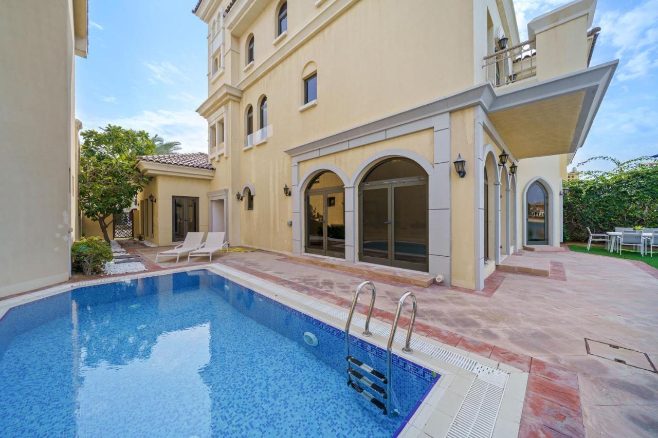 Grande On Palm Jumeirah - 6 Bedroom + Kids Dubai