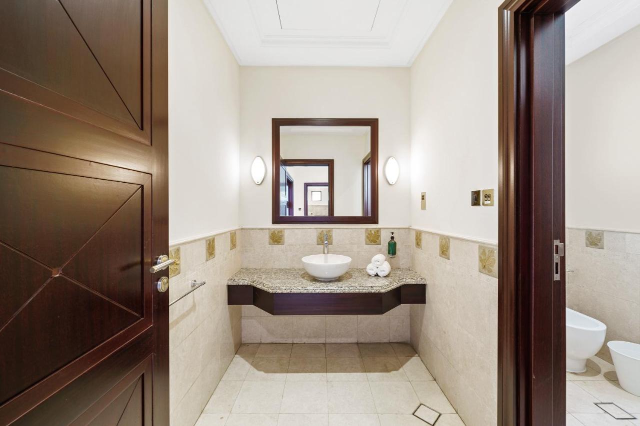 Grande On Palm Jumeirah - 6 Bedroom + Kids Apartment Dubai