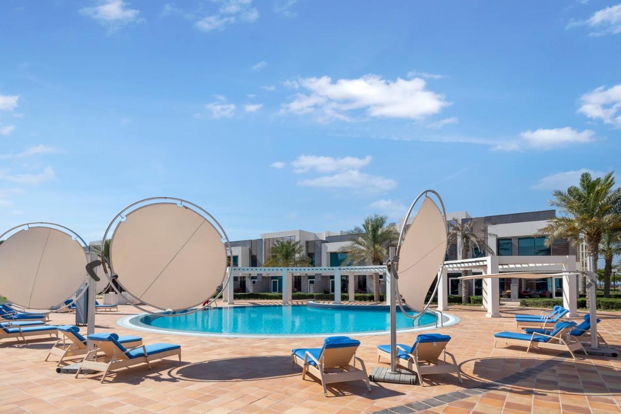 Fam Living - Sarai Beach Villas - Palm Jumeirah - Families Only * Dubai