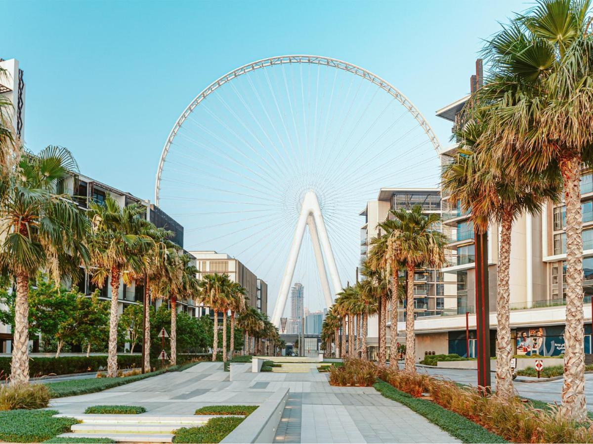 Cosmos Living Modern Near Marina Daire