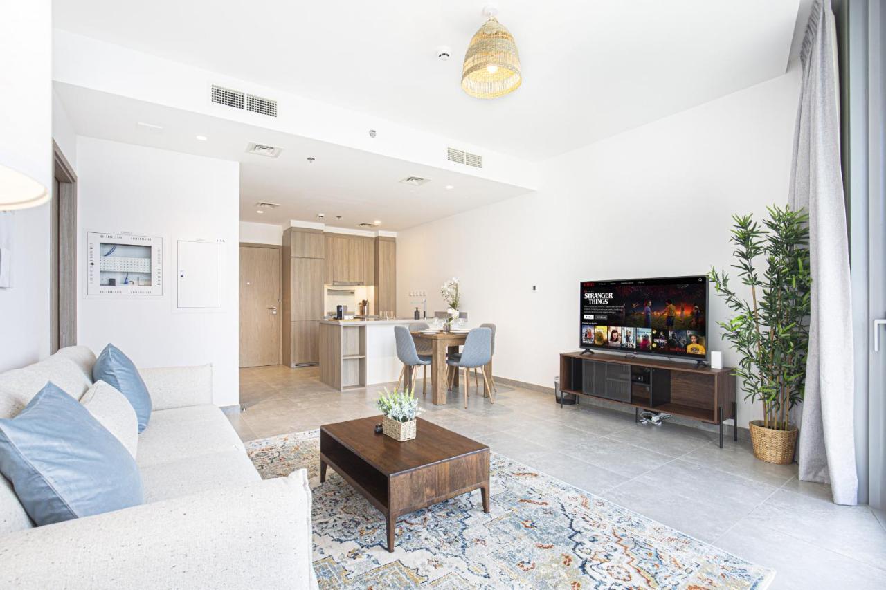 Stunning Views Elegant 5 Star Luxury 1br Marina *