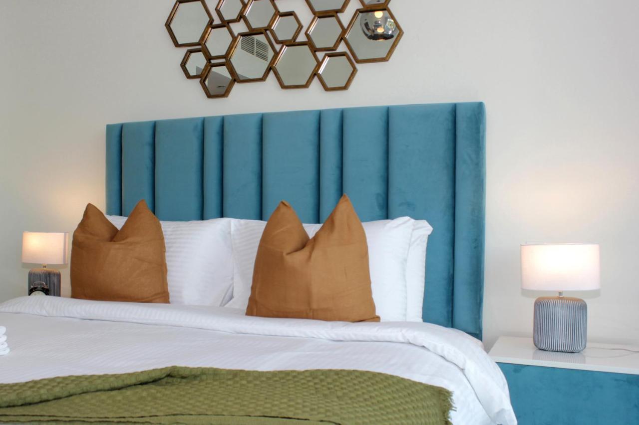 Apartment Luxury Staycation - Park Gate Residences - Lush Green Garden Of Zabeel Park