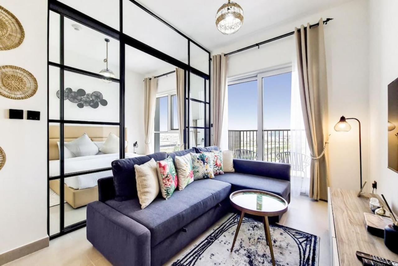 Collective 2 Tower A Hills - Chic One Bedroom *