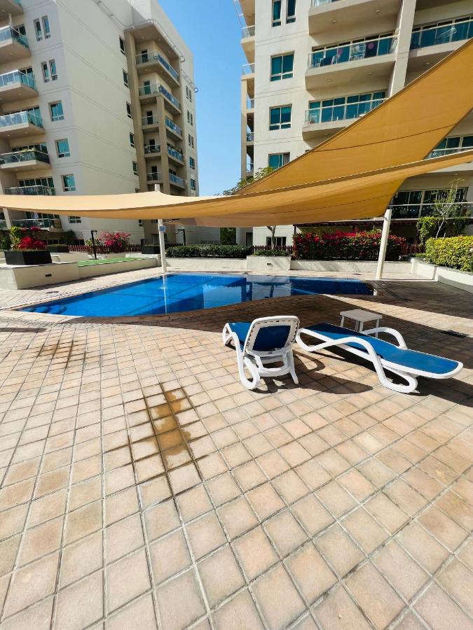 Daire Koala & Tree - Luxurious 1br In The Greens, Stays Up To 4 !! Dubai