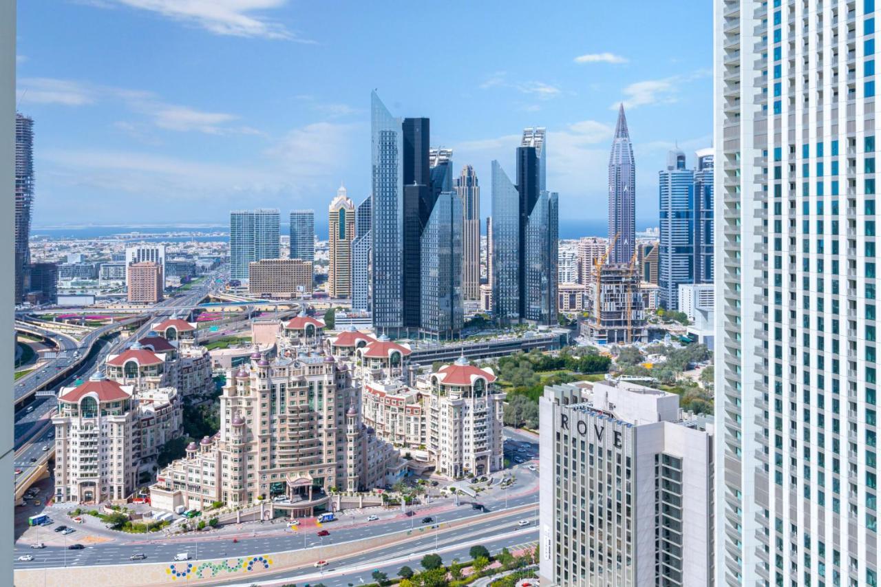 City Skyline View I Direct Access To Mall Daire Dubai