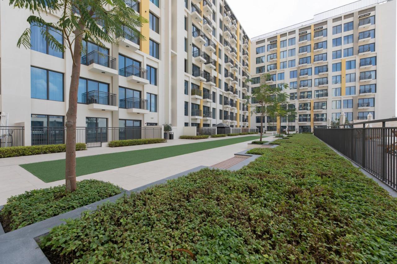 Apartment Brand New 1br With A Pool, Gym & Games Area Dubai