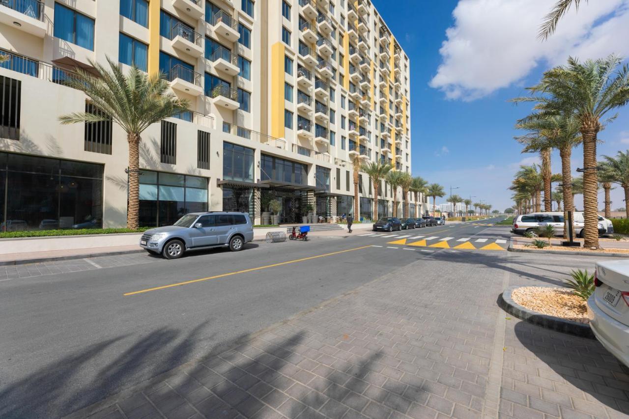 Brand New 1br With A Pool, Gym & Games Area Apartment
