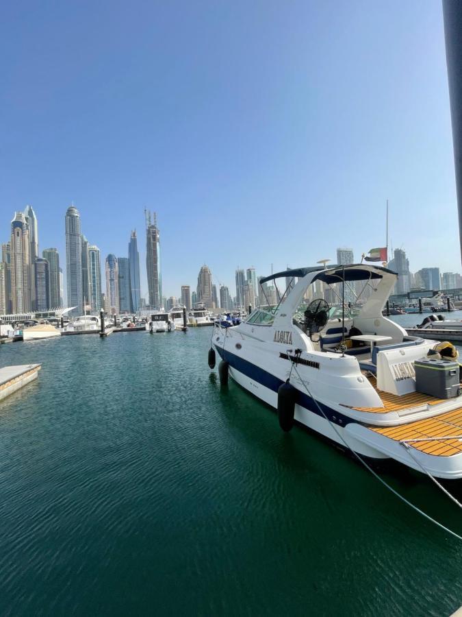 Botel Yacht Boat 2 Beds 1 Bath Eye Marina Jbr *