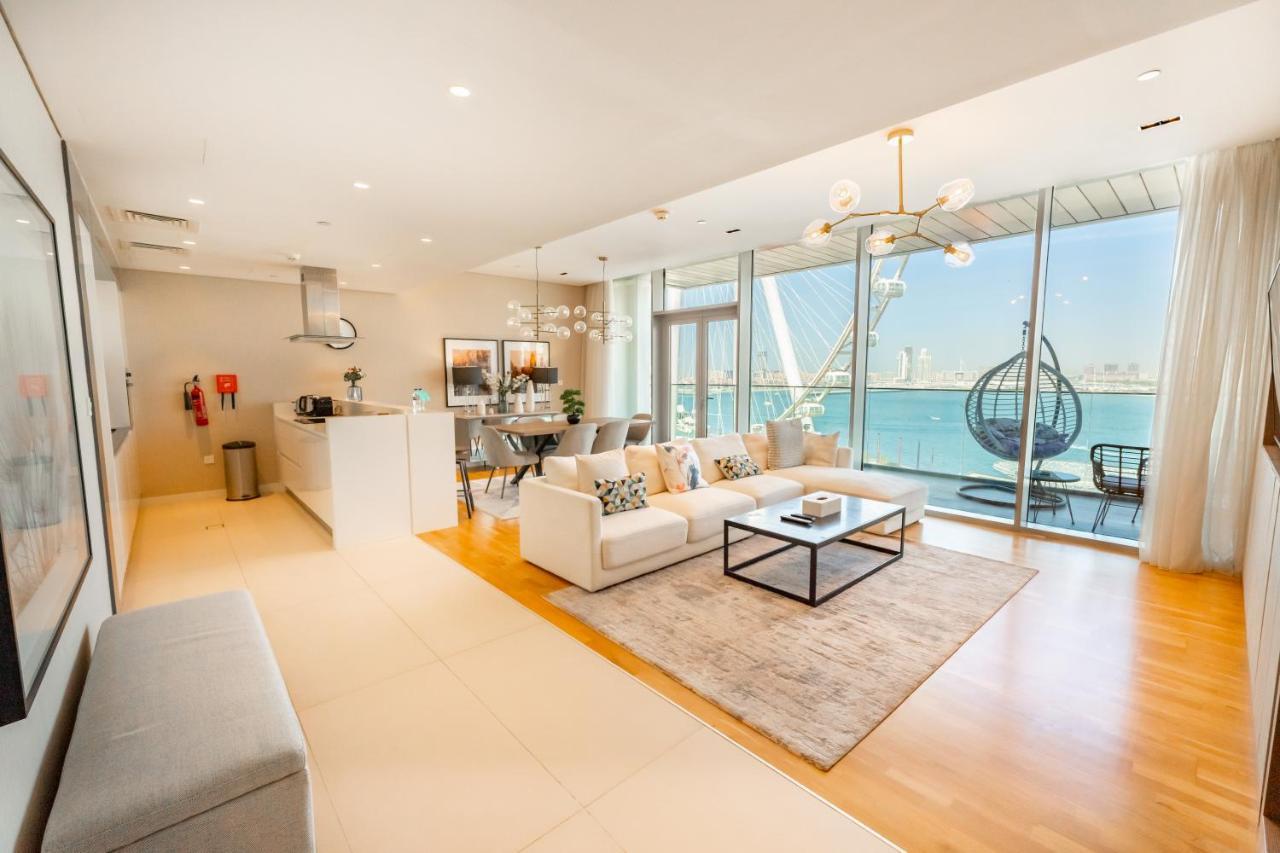 Fam Living Bluewaters - Island Living - Ain Dubai & Sea View Apartment *
