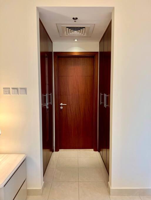 Apartamento In Downtown Dubai, 3min Walk To Burj Khalifa & Mall