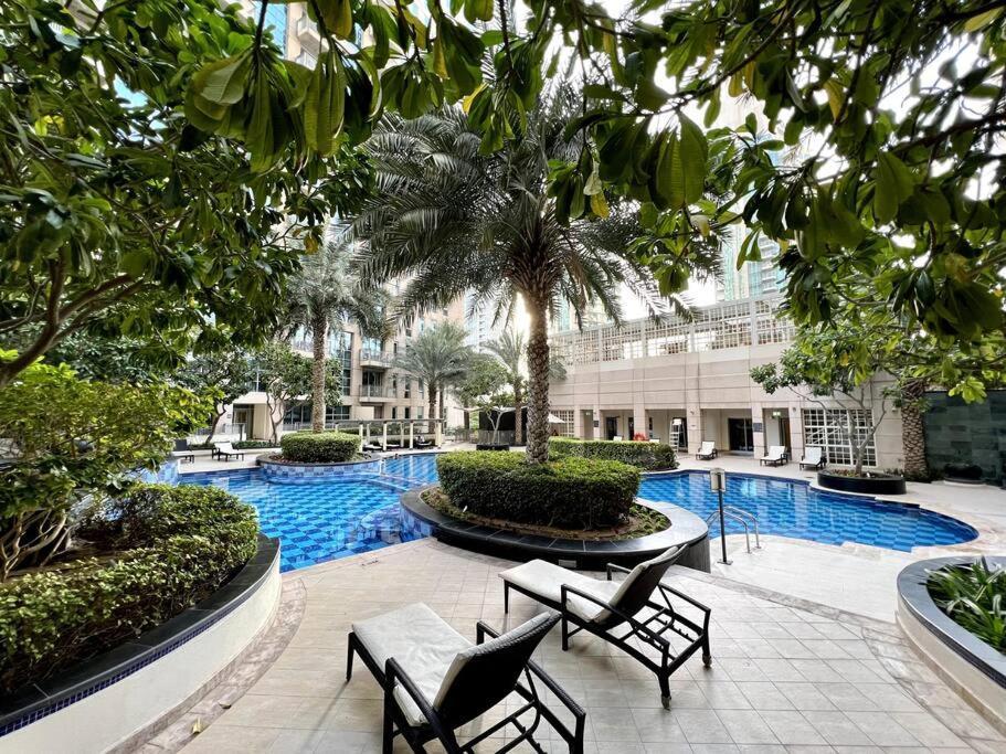 In Downtown Dubai, 3min Walk To Burj Khalifa & Mall Apartamento *