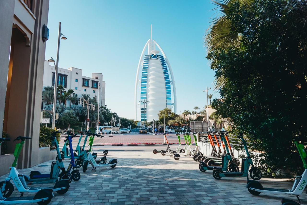 Apartment Iconic Views With Balcony Close To The Dubai