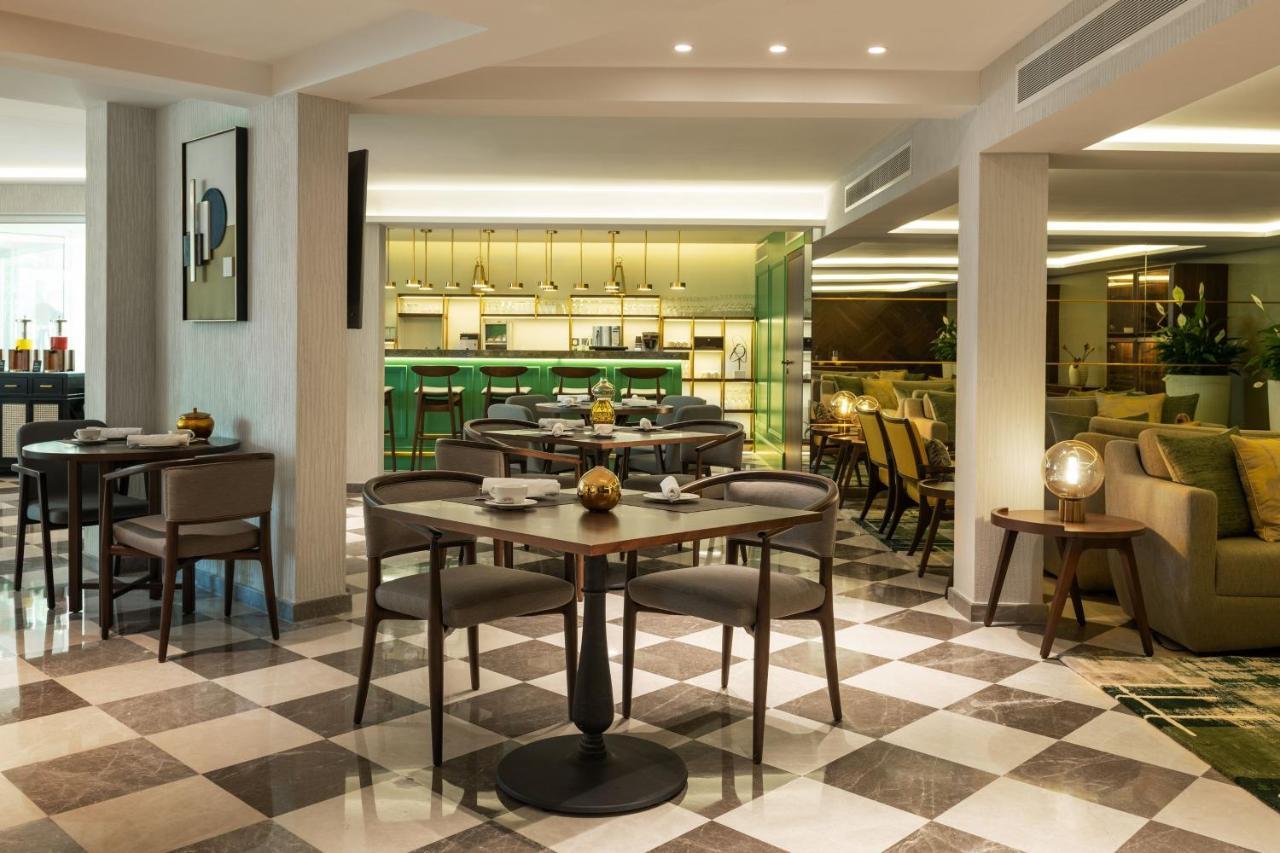 Hotel Le Meridien & Conference Centre
