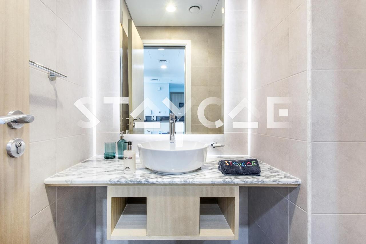 Staycae Homes - Paramount Midtown Apartment Dubai
