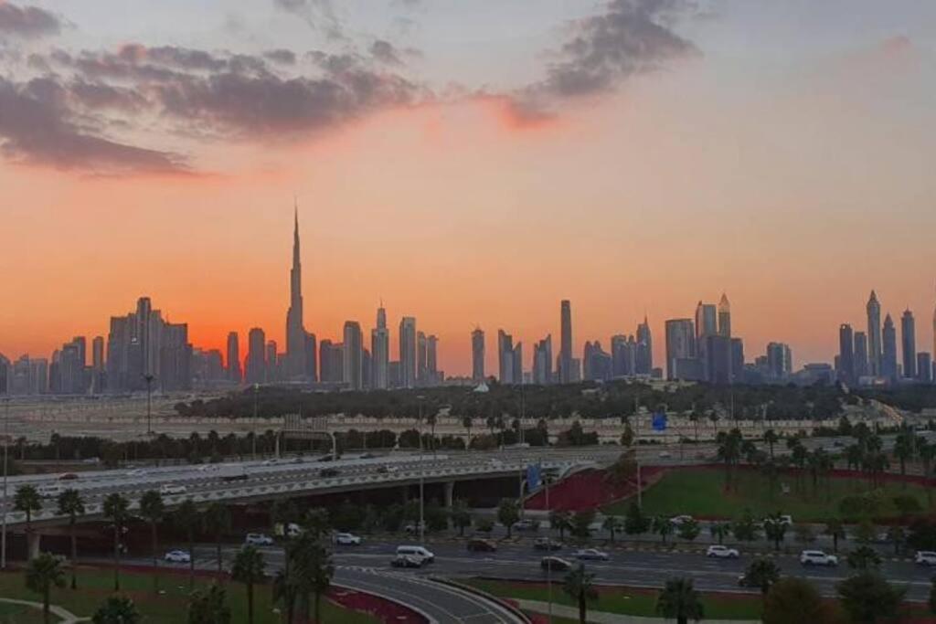 Venduras - Skyline View Farhad Azizi Al Jaddaf Apartment Dubai