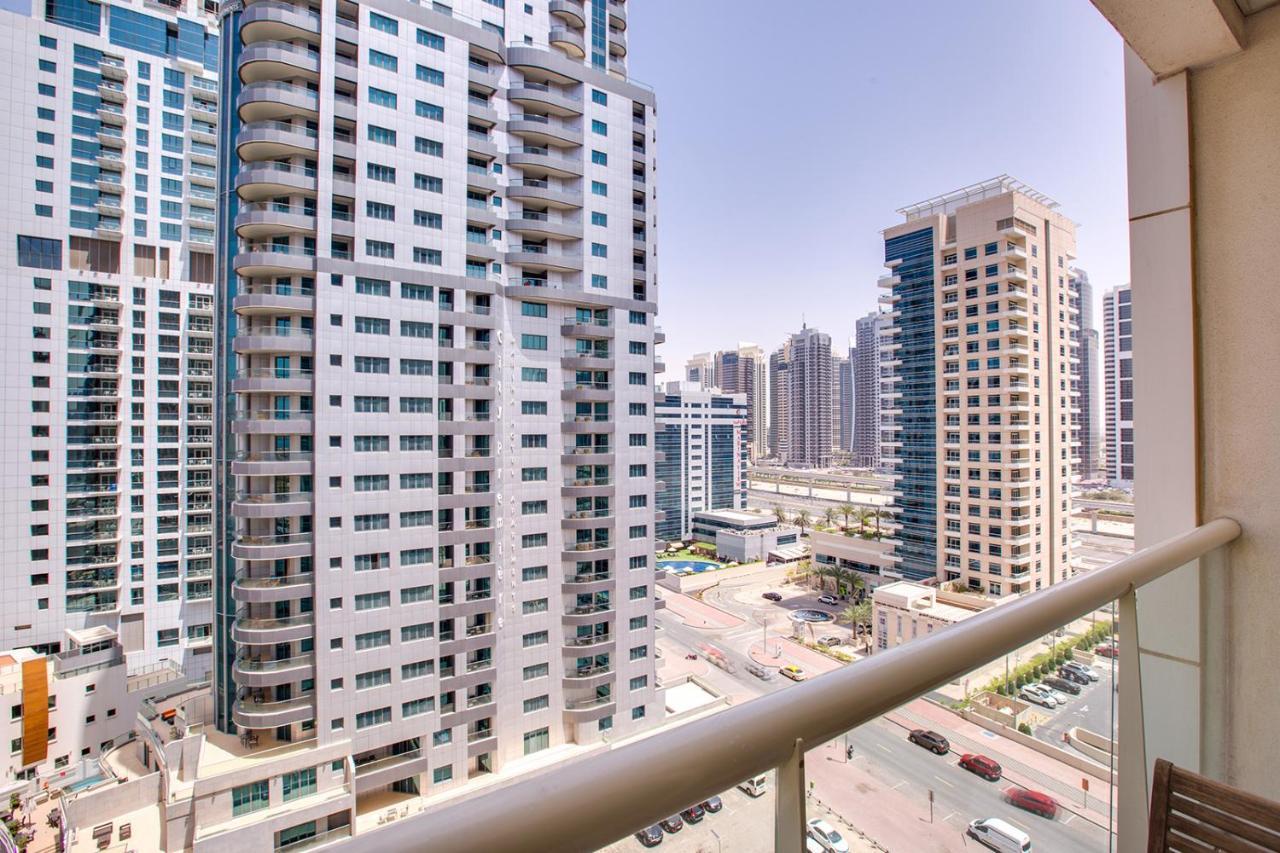Beautiful On 10 Floor Of Marina View Tower Apartment *