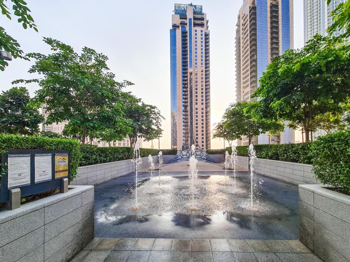 Incredible Waterfront With Panoramic Views Daire *